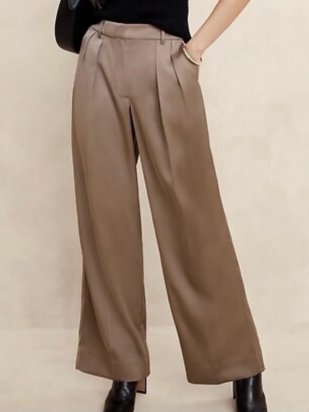 Banana republic pleated wide leg taupe brown satin trousers pants size 16